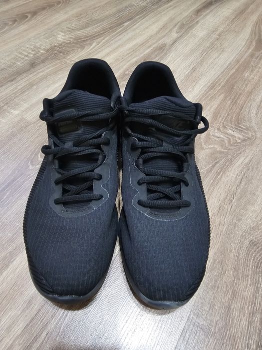 Nike air max  Advantage 2