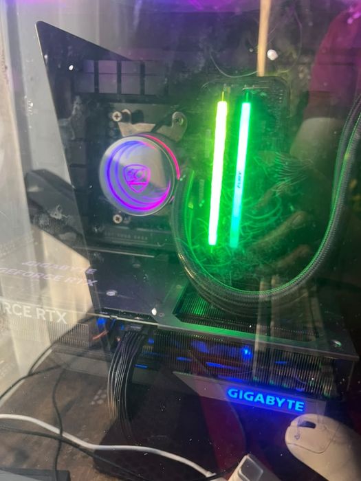 Игровой сетап r7 7800x3d, rtx 4070 super