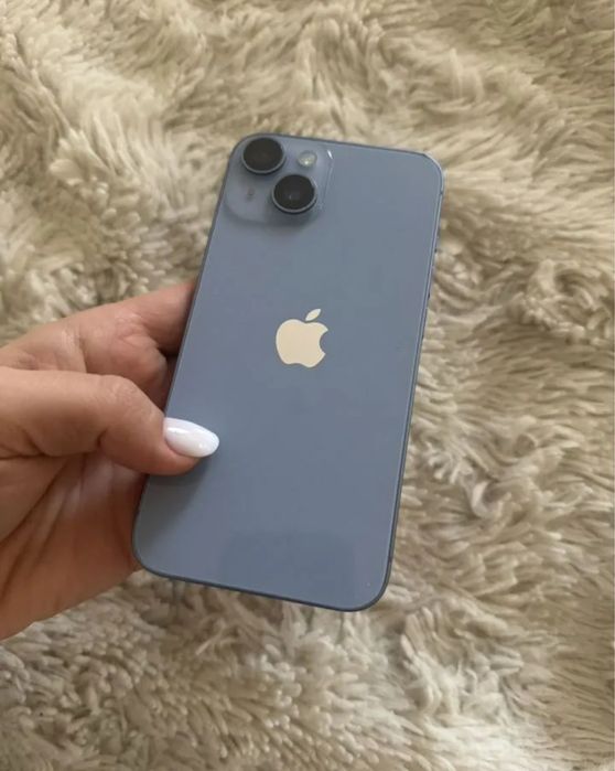 Продам Iphone 14