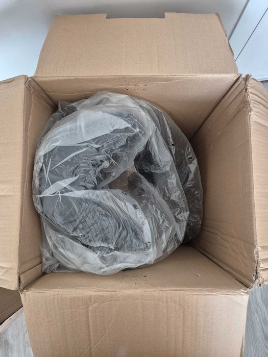 Ново детско столче Britax Römer Kidfix M i-Size BR (3.5 - 12год) с ISOFIX в черен цвят (Cosmos Black)