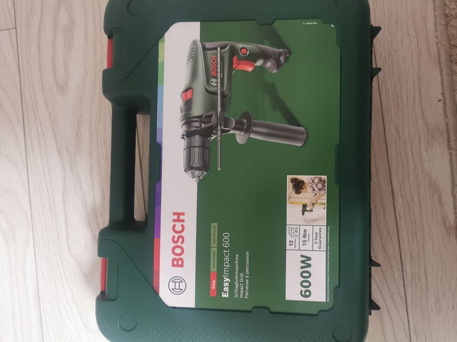 Mașina de găurit Bosch easyimpact600 noua