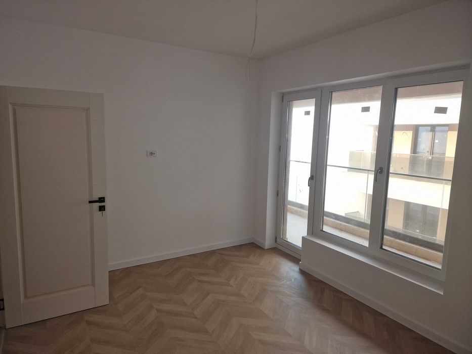 Inchiriere apartament 3 camere ultraceltral Ramnicu Valcea