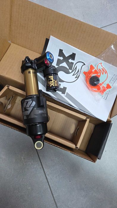 ЧИСТО НОВ Fox Float X2 Factory 2025 (185x50) Trunnion – Kashima