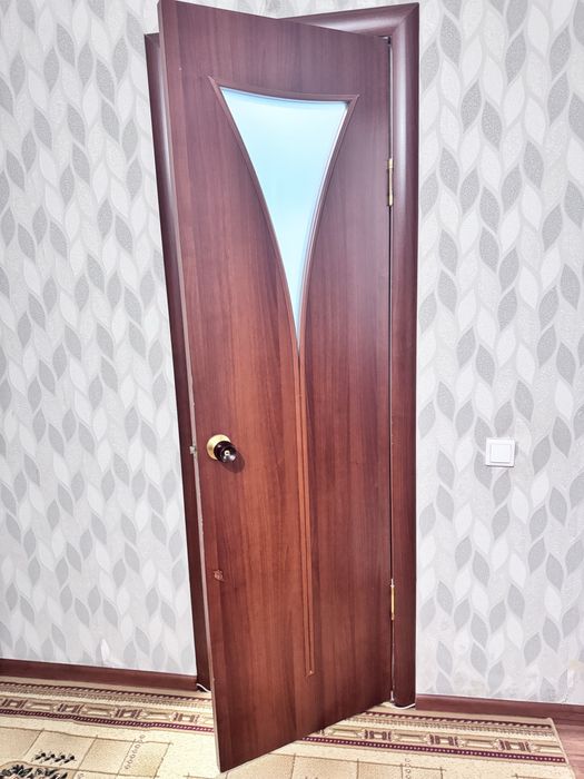 Двери отдам бесплатно б/у