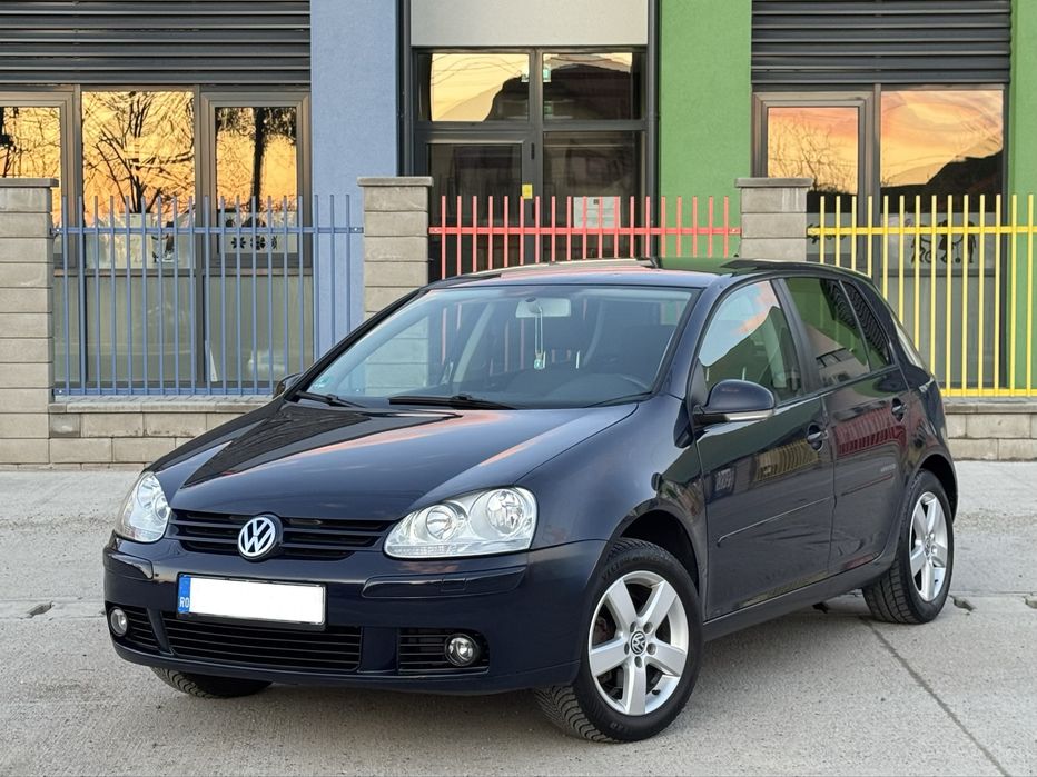 Volkswagen Golf 5 2009 *UNITED* Benzina 6+1 Viteze