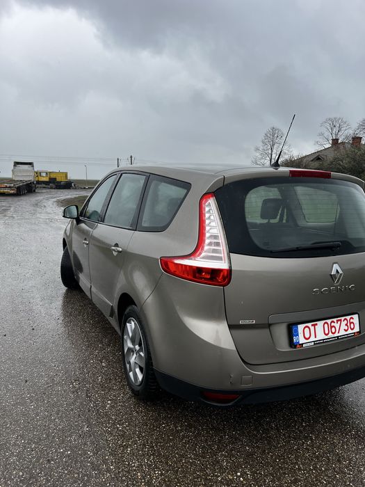 Renault Grand Scenic 1.9 dCi – 7 Locuri