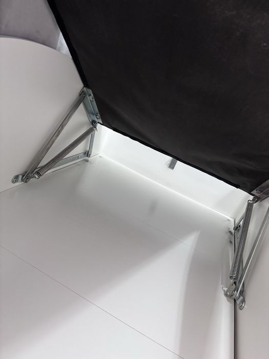 Продам детскую кровать машинку