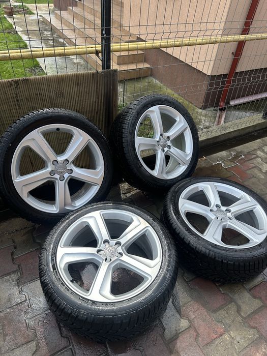 Jante roti Audi Q5 S line R20  255 40 R20 cauciucuri M+S  impecabile