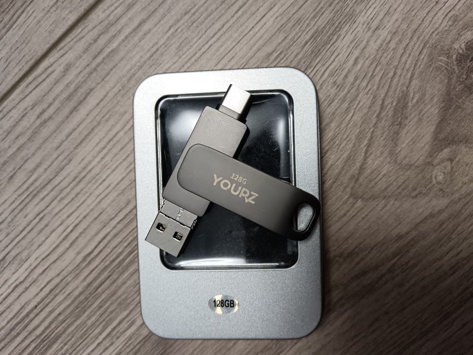 Stick Memorie USB-Typ C Yourz 128gb nou