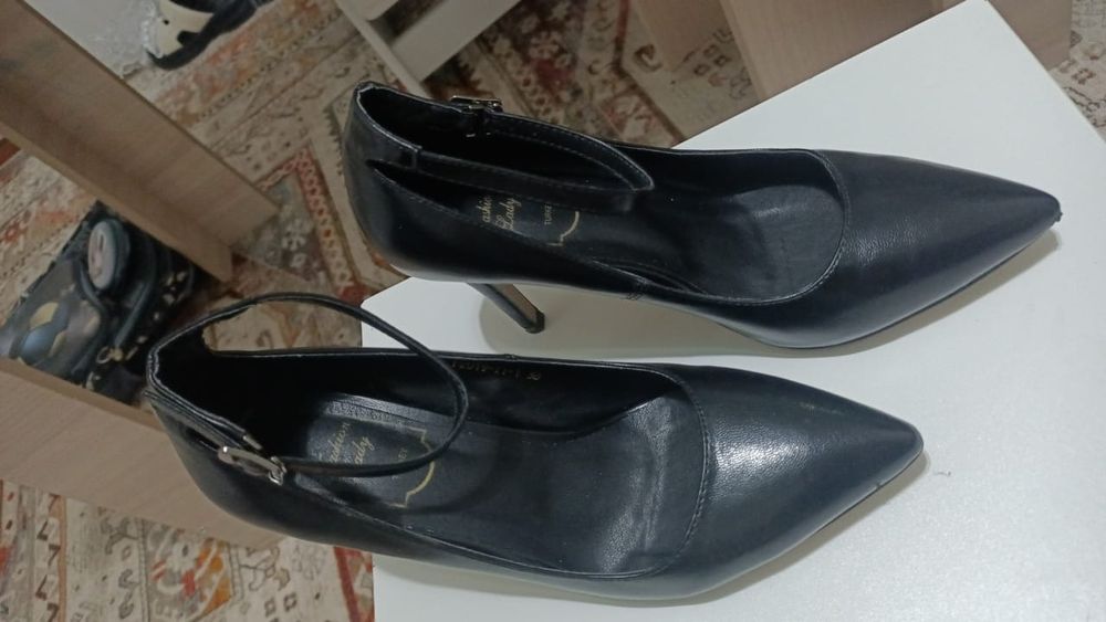 Женские сапоги/ туфли