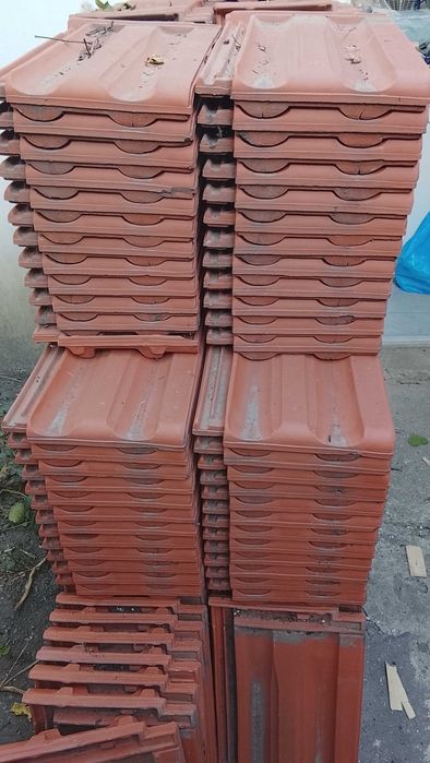 Vând țiglă ceramică
