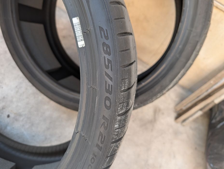 Pirelli p zero 4 285/30/21