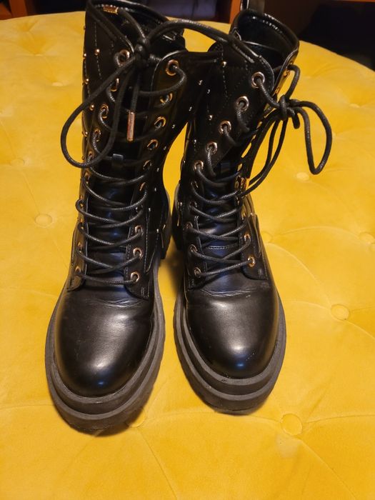 Vand bocanci/Ghete LYNNE, mărimea 37