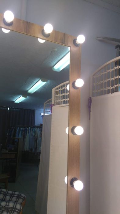 Продам очень классное зеркало