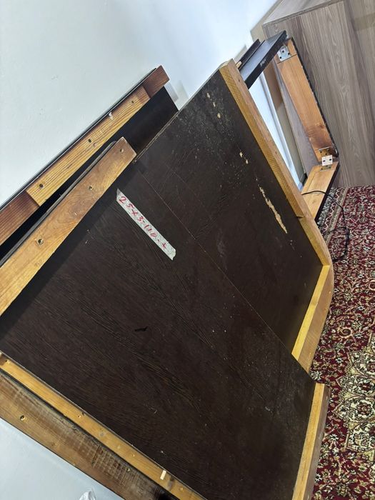 Продам суля стол комод