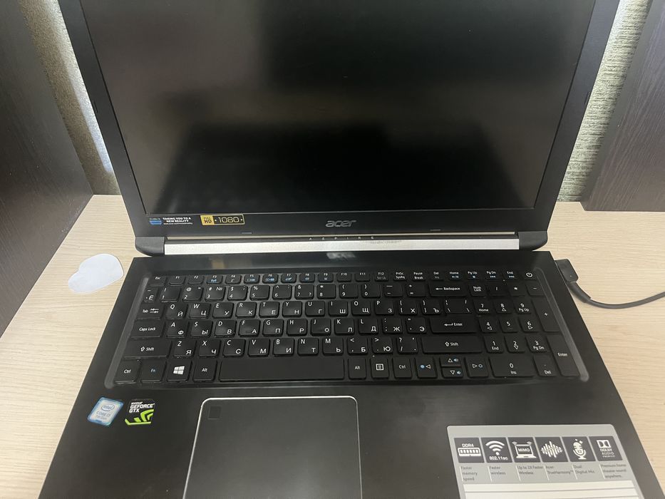 Ноутбук acer.