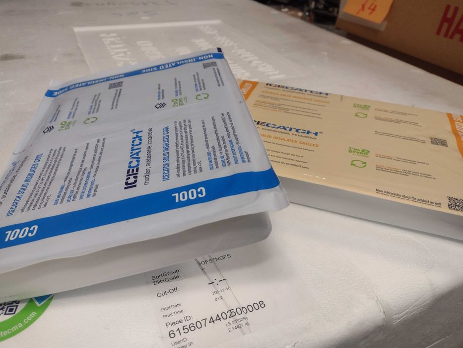 Хладилна кутия професионална голяма.