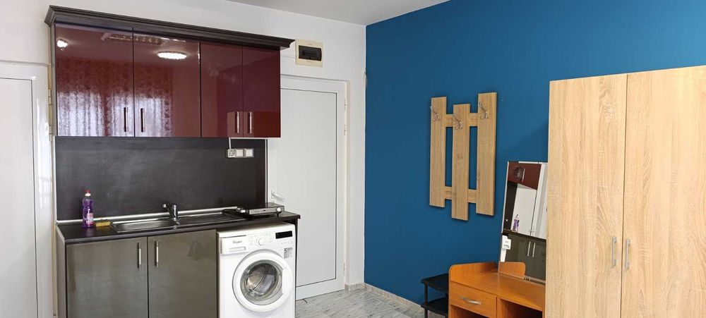 Дава се под наем Ателие в Свиленград - 22 кв.м за 248.88 € - Снимка #1