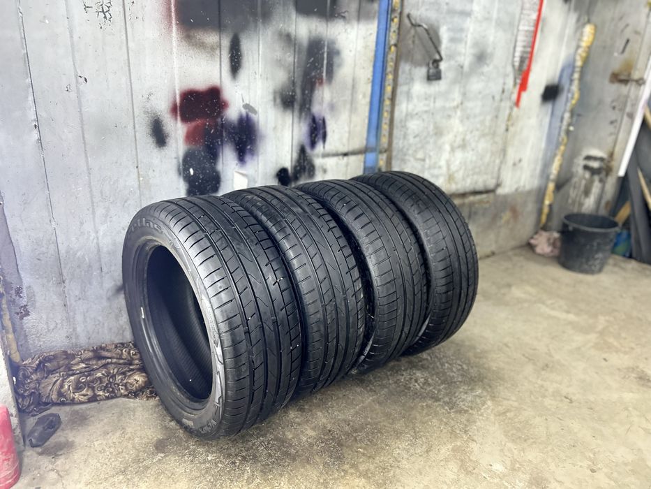 Продам резину на 17