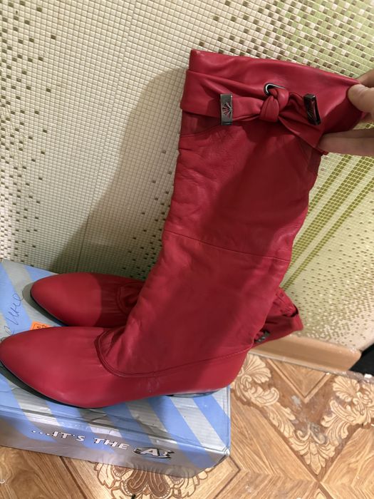 Продвм красные сапожки