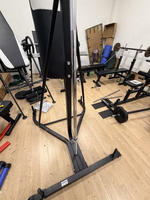 Bara haltere 180 cm. 10 kg. 28 mm, noua pret 200 lei, predare in sec.4