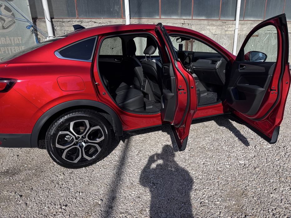 E-TECH, distronic,LED, piele, scaune electrice, intretinere Renault