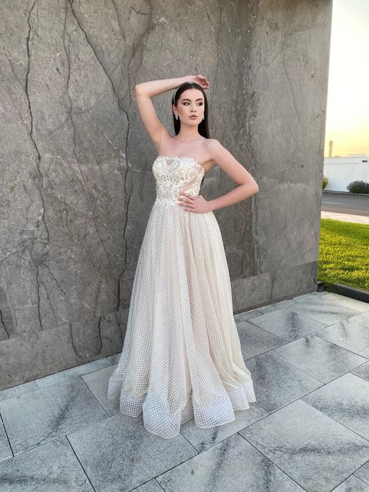 Vând rochie de mireasă