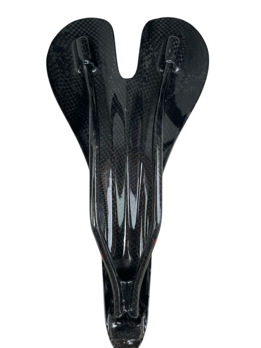 Седалка карбон за шосеен велосипед
