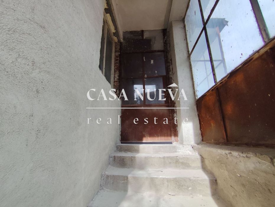 Къща в гр.Перник, Център