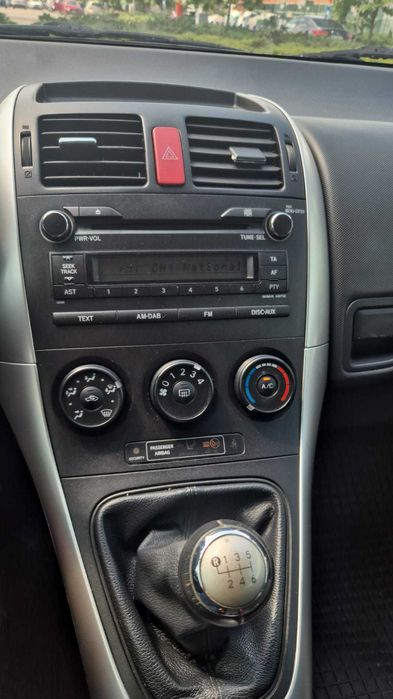 Toyota Auris 1.33VVT-i LIFE