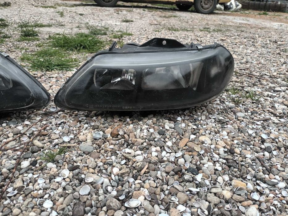 ляв и десен фар за рено лагуна 1 99 - 00 RENAULT LAGUNA I