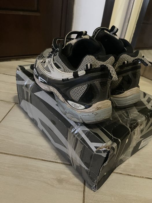 off white be right back