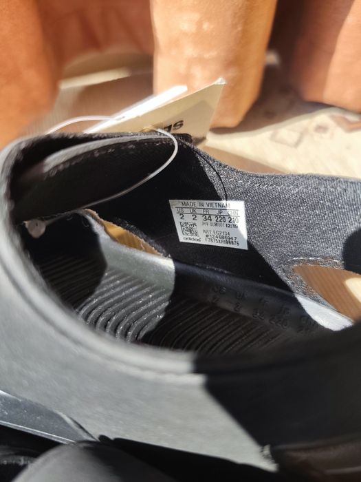 Sandale copii noi cu etichetă Hervis