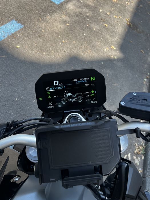 Bmw f900r - 19000km~ in crestere