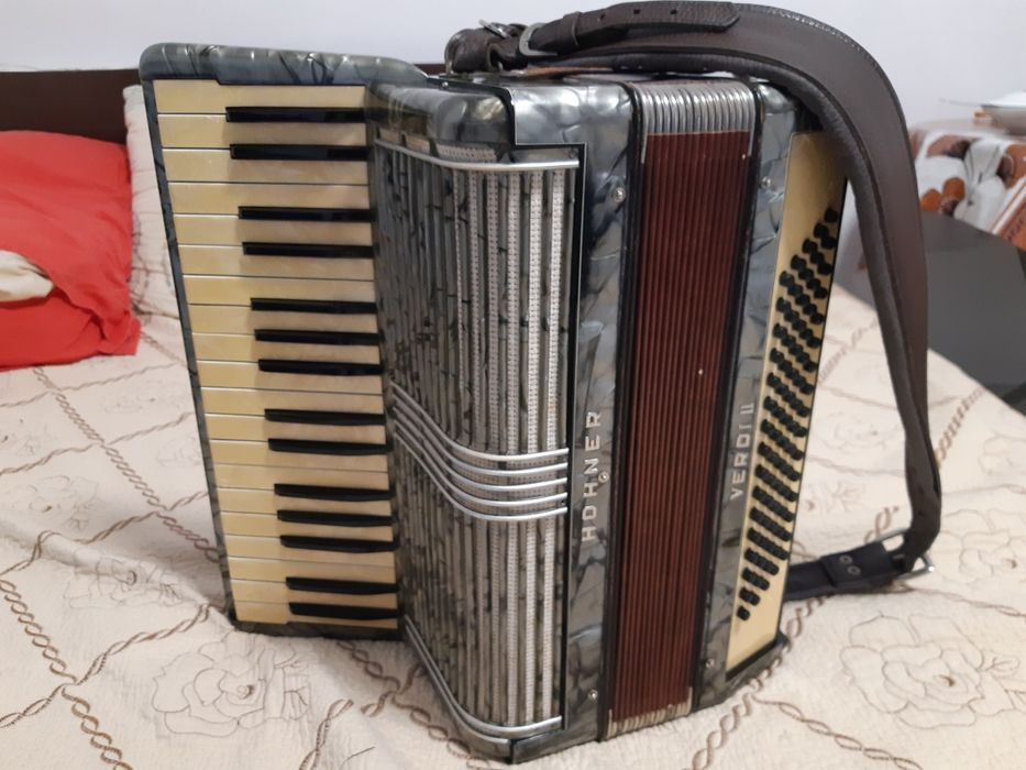 Vand Acordeon Hohner Verdi II 80 Basi