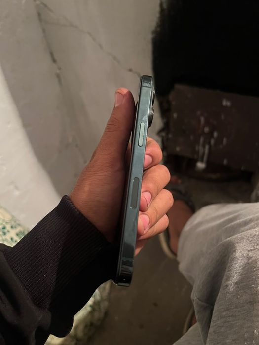 Iphone 13 pro Заблокированный