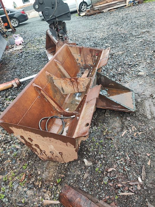 Cupă taluz excavator