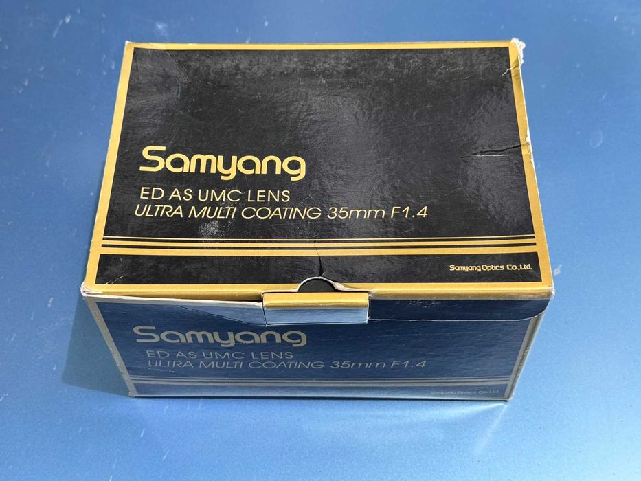 Обектив Samyang 35mm f/1.4 AS UMC - Nikon F КАТО НОВ / ОСТРА БРОЙКА