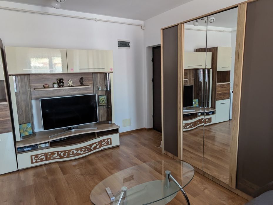 Apartament de închiriat strada Eroilor