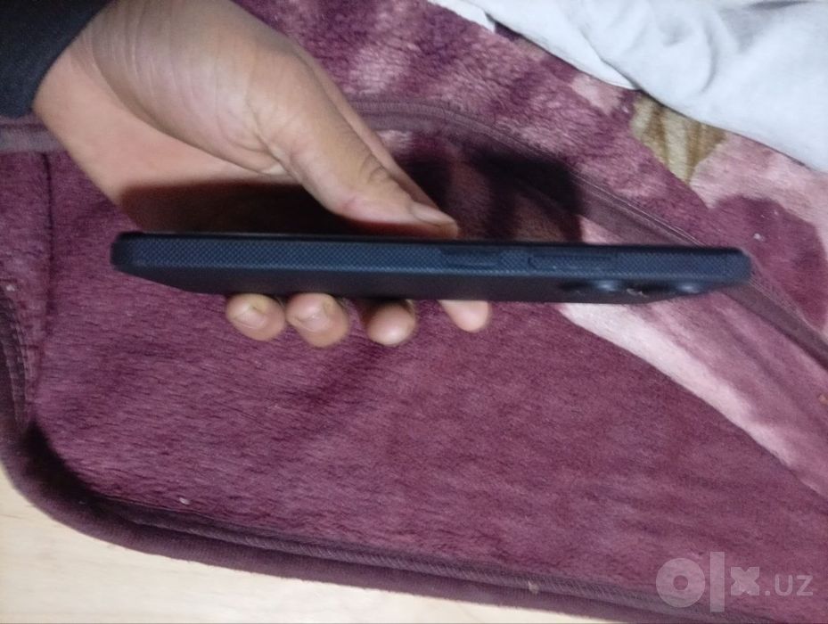 Redmi 13c shoshilinch pul kerak