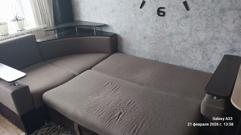 Диван угловой.раскладной