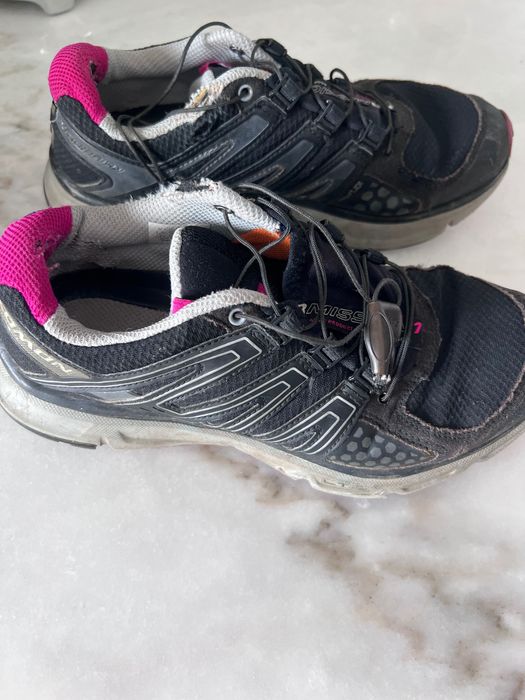 Кроссовки Salamon б/у