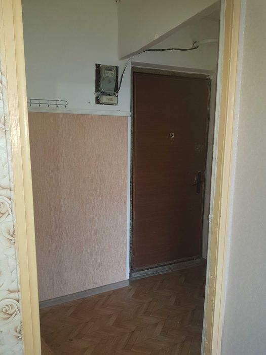 Продам квартиру 1 ком. в 6 мкр.