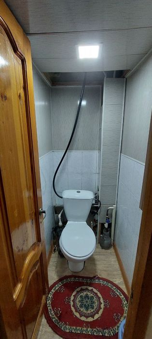 4 xonali Kvartira sotiladi