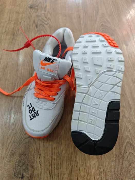 Продаются кроссовки Nike