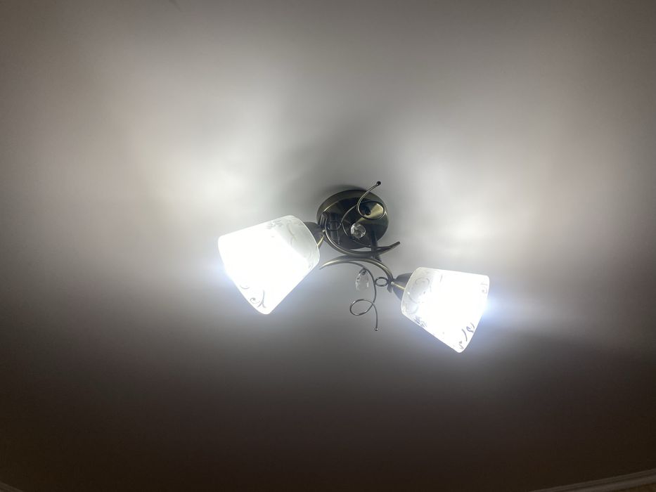 Продам люстру Продам люстру