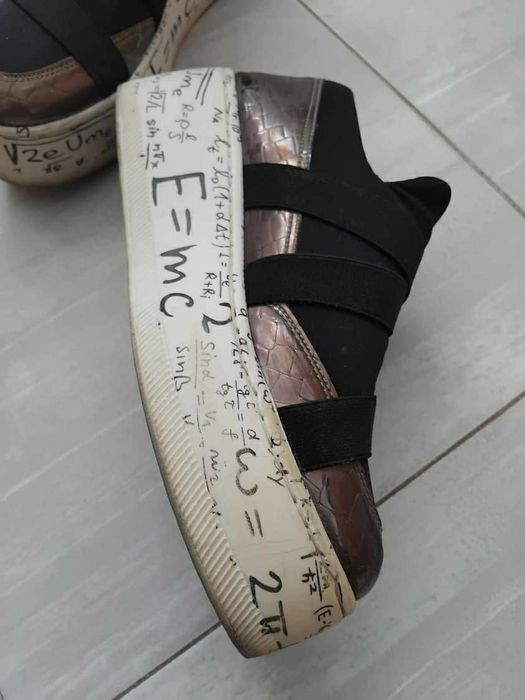 Обувки номер 38, 20лв