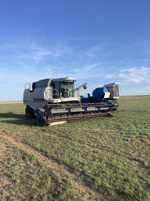 Комбайн.      …..     селхозтнхник.