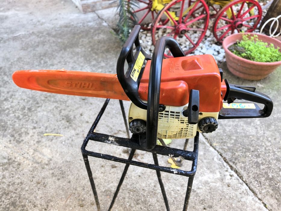 STIHL 017 Моторен трион Бензинова резачка