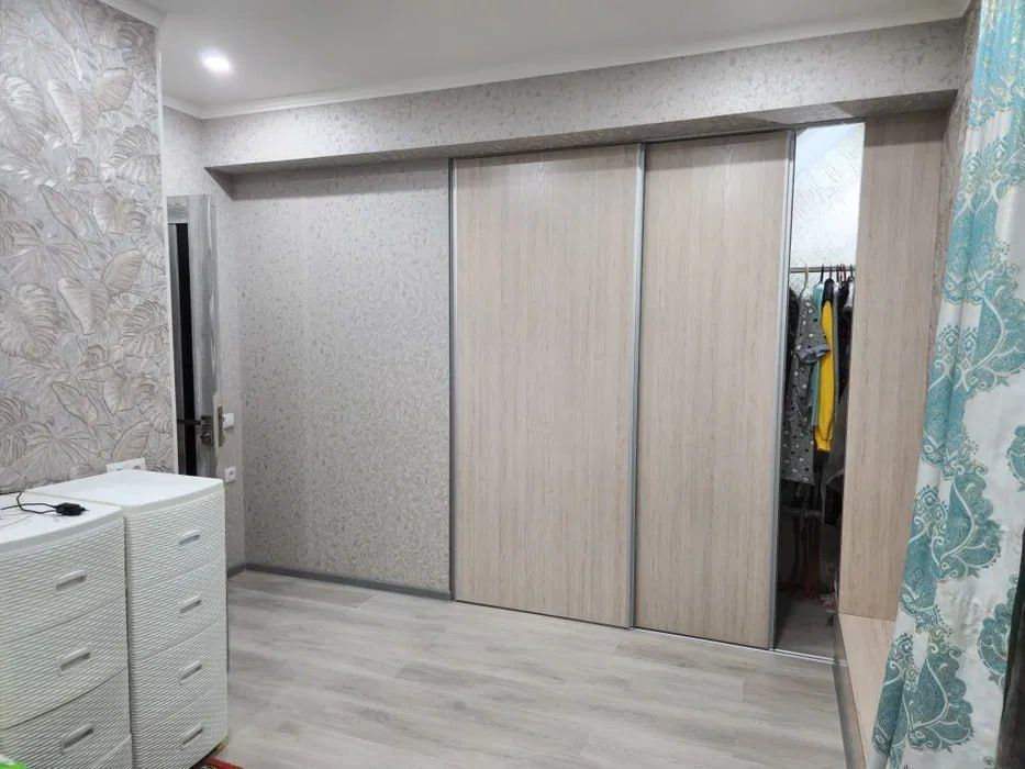 Продаётся 3 комнатная квартира ДЮПЛЕКС Сергели, Дехкан базар